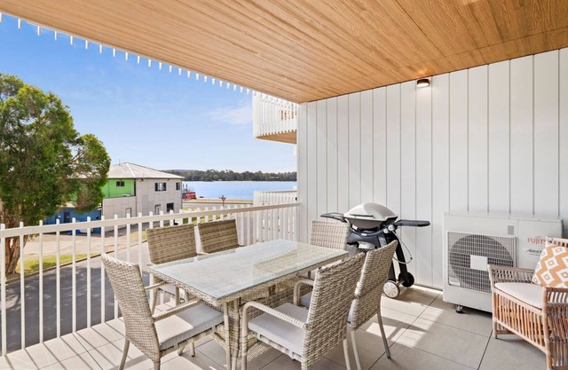 Ohana Apartments 103