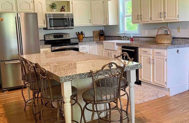 Ohio Lake Country Farmhouse