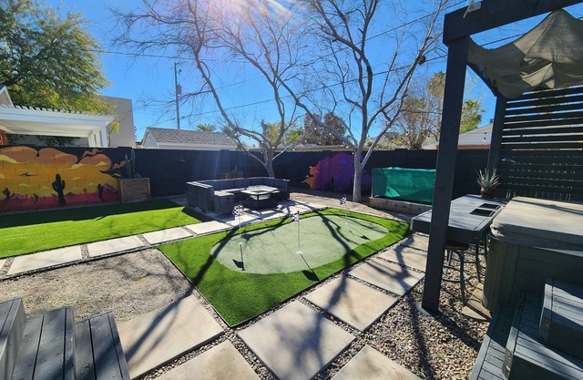 Old home, New Style, Hot Tub PHX!