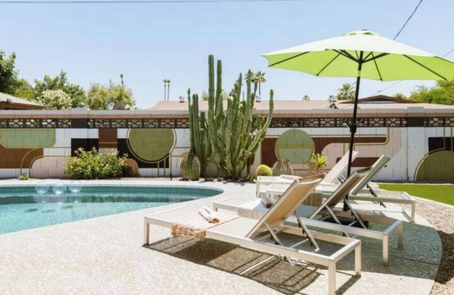 Old Town Ranch just 5 Minutes to Old Town Scottsdale + Heated Pool!
