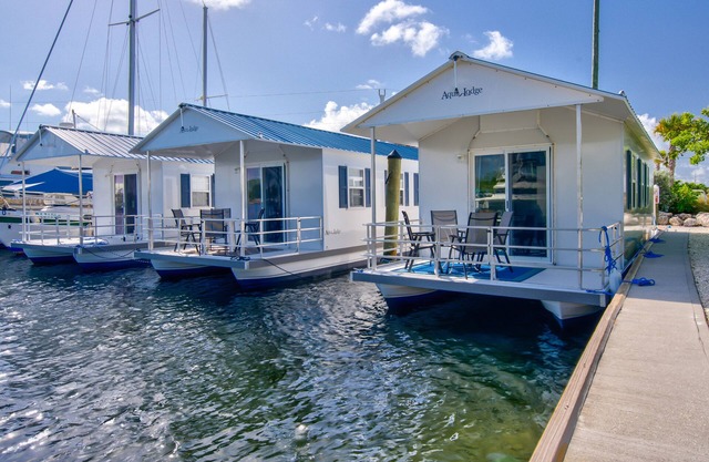 Old Wooden Bridge Resort and Marina