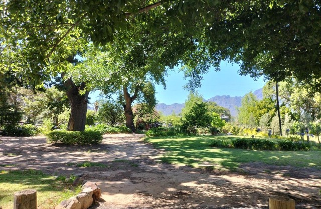 Olive and Vine Farm Cottage