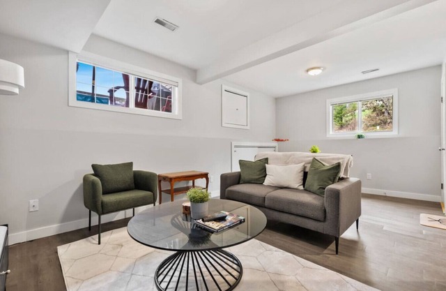 Olive & Onyx | Fire Pit | Pet-Friendly | Central