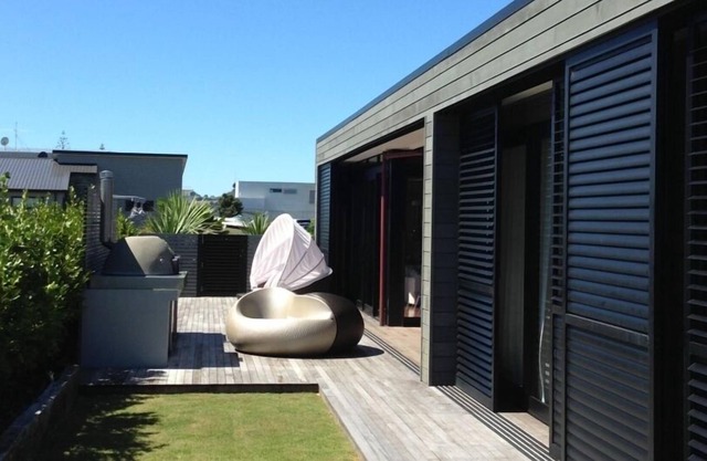 Omaha Beach With Style! ** Relax & Recharge**