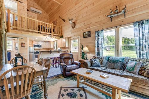 On-Site Creek Access Pet-Friendly Cosby Cabin!