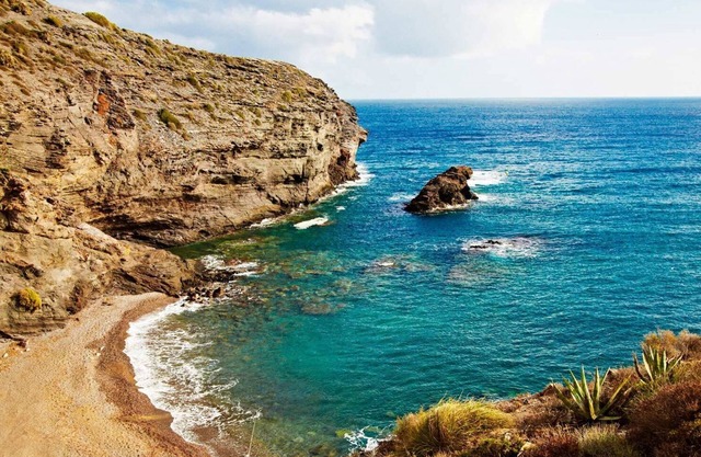 Ona Las Lomas Manga Club