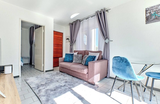 One bed unit nestled in the prime of Sandton - 2139