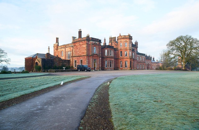 One bedroom apartment offering characterful and beautiful accommodation