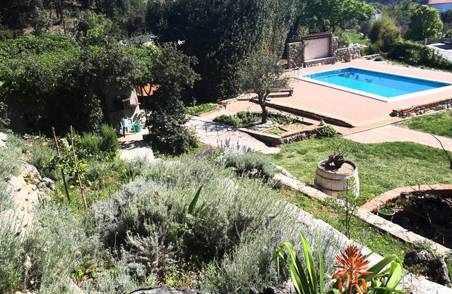 One bedroom apartment with terrace and sea view Kampor, Rab (A-15518-c)