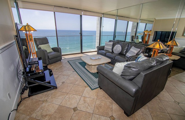 ONE BEDROOM CONDOMINIUM FULL BEACH AND OCEAN VIEW