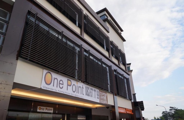 One Point Hotel
