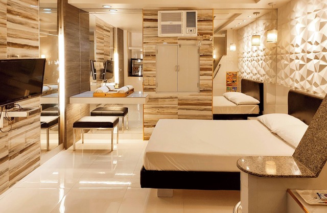 One Serenata Hotel Bacao