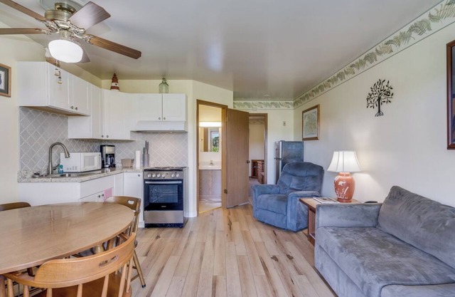 Only 5 min to Assateague National Seashore!