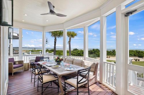 OP44: 44 Ocean Point