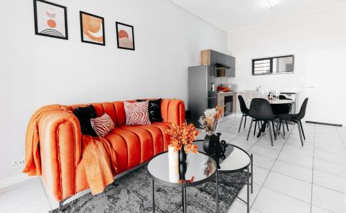 Orange Blossom Luxury Apartment