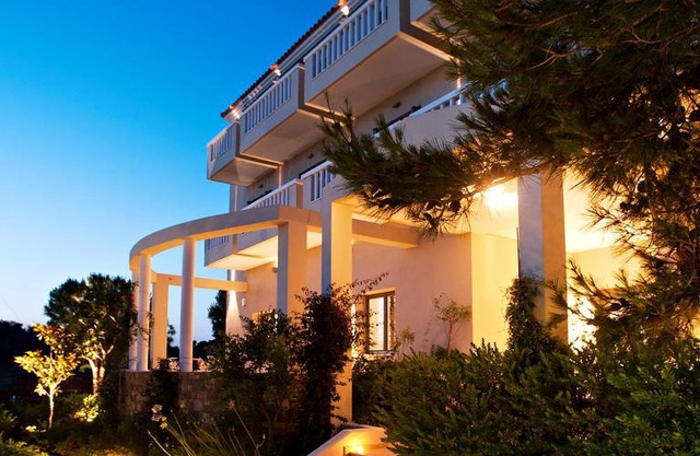 Orizontes View Hotel