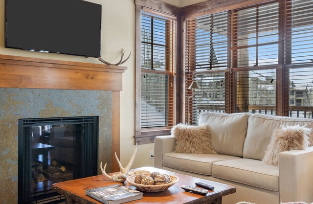 Outpost: Love Ridge 251 - Spacious, Air Conditioned