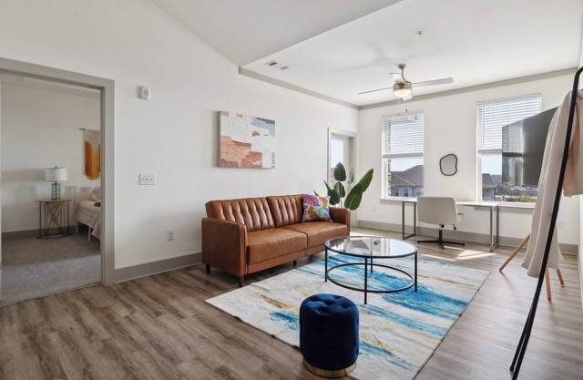 Overlook 1306 I Resort Style Living I Parking