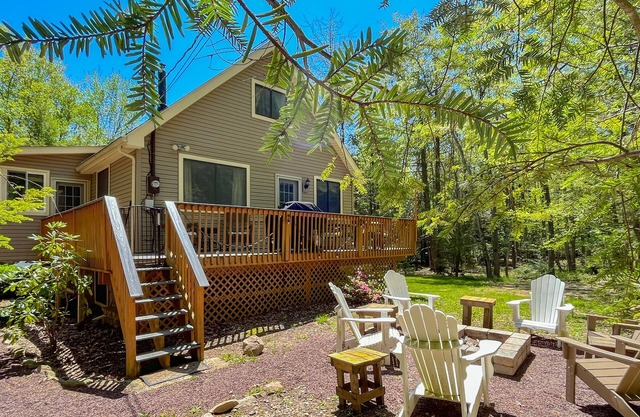 Owl Woods Inn, Jim Thorpe Lake Community, Indoor Hot Tub!