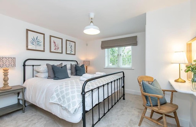 Oxfordshire Living - The Sunderland Apartment - Bladon