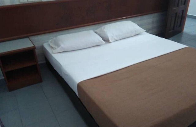 OYO 90739 Dung Fang Hotel