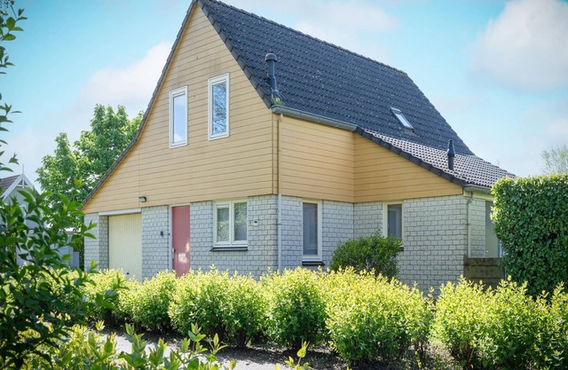 Oyster Coast: Sauna and Family Charm