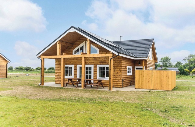 Oystercatcher Lodge Pet