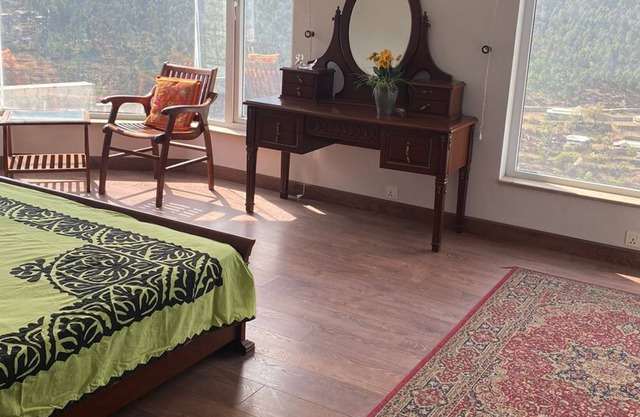 OZBAN Villa Master Suite for a family of 4