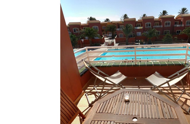 P1 ROMANTIC & SUNNY APARTMENT