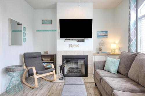 Pacific Plaza #608 - Oceano Getaway - 1BdrmUp-K-QSofa