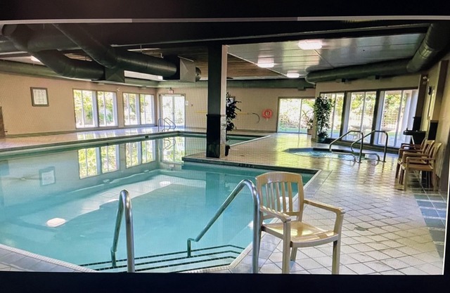 Pacific Shores Resort - Snowbird Opportunity -2 Beds & 2 Baths - Oceanfront!