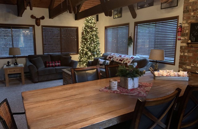 Packwood Pad@Mt. Rainier-Wifi-Hike-Ski-Hot tub