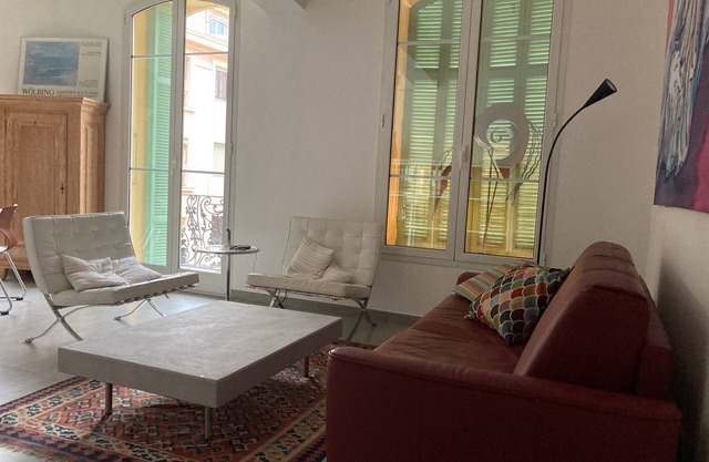 Palais de la Poste, Monte Carlo Superieur or your balcony over Monaco