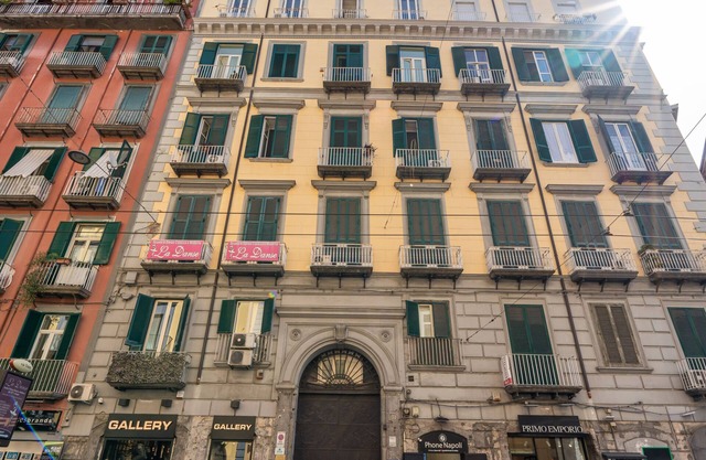 Palazzo della Porta - Via Toledo 55