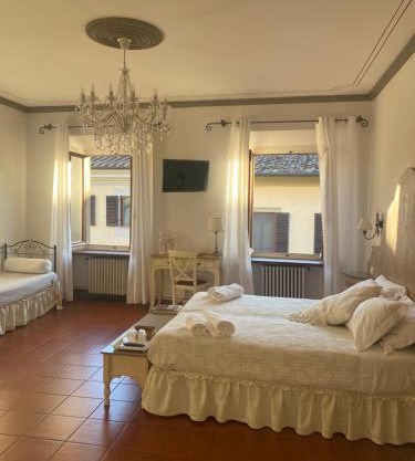 Palazzo Mari suite & rooms b&b