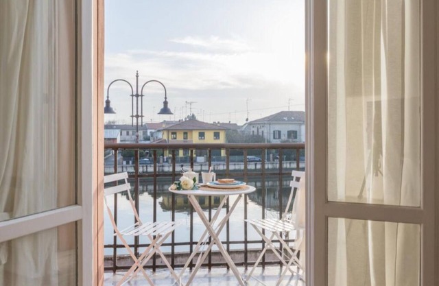 Palazzo Spada - Seagul apartment with balcony and view Po river