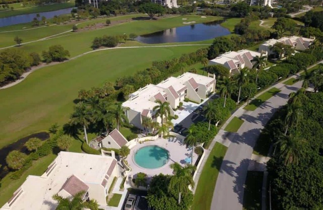 Palm View Terrace - Unwind on a Private Terrace in a Gated Community