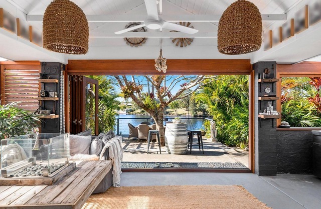 Palms on Boardwalk - Gorgeous Water Views