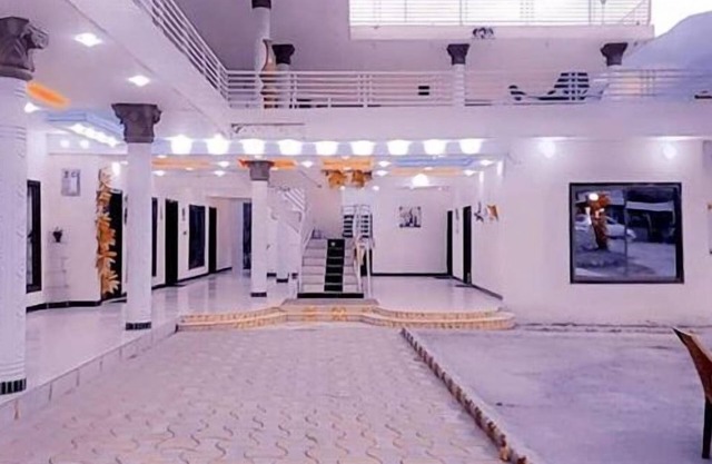 Pameer Continental Hotel and Restaurant