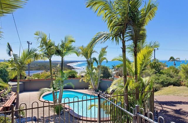 Panorama Beach House - executive home