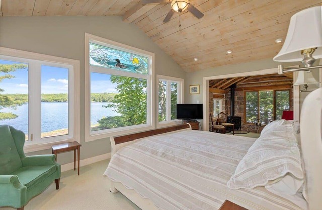 Panorama Cottage - perfect sunsets!