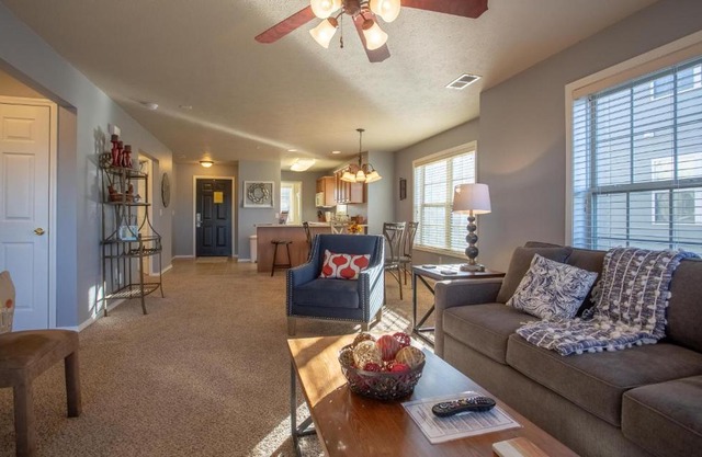 Par View Vista Condo