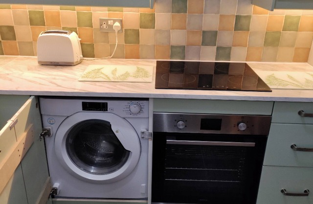 Parkdale-2 Bedroom House in Sheldon Birmingham