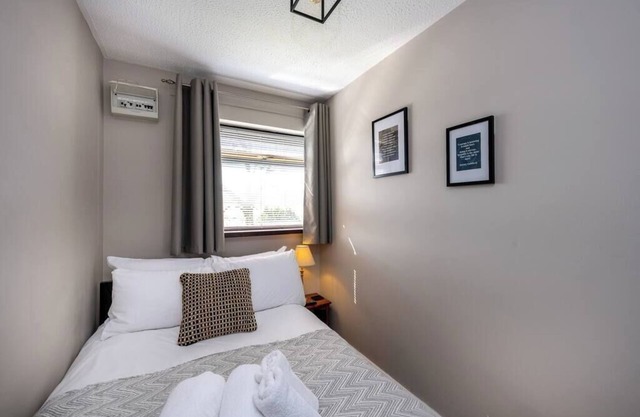 Parking, Garden, Stunning Views