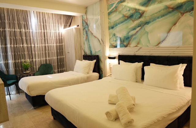 Parklane Furnished Suites