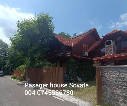 Pasager House