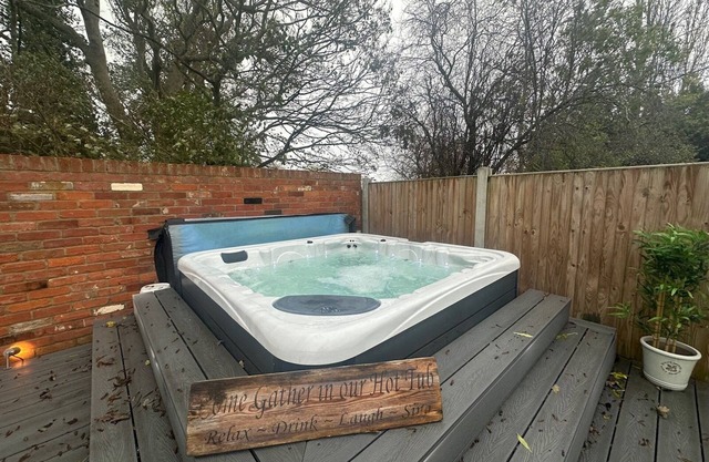 Pass the Keys | Honeymooners Heven