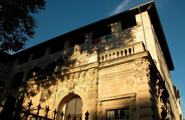 PAVILLON DES ARTS * HEART OF THE CITY, AIR CONDITIONING, TERRACE, PARKING.