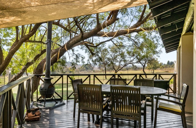 Peaceful and Private - Luxury Self Catering Home in Lanseria