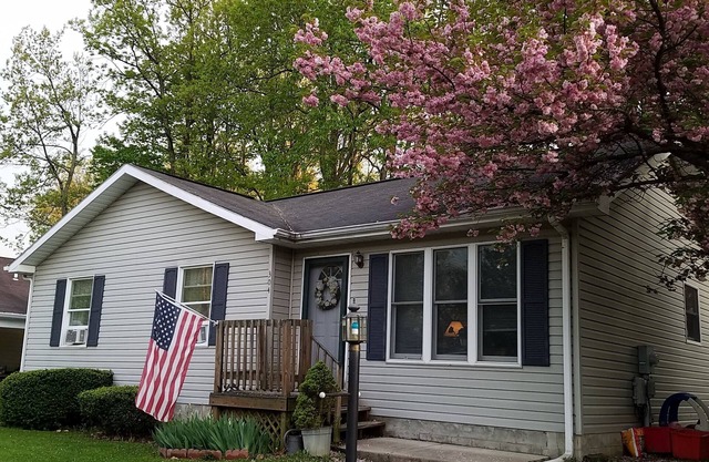 Penn State Football Rental-Close to I-99, Rt 322 and 5 miles to Stadium